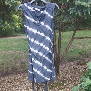 G.H. Bass & Co. Women's Black & White V-Neck Sleeveless Tie-Dye Dress Sz Small